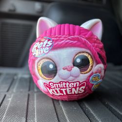 Pets Alive Smitten Kitten by ZURU Purple Capsule Cat Surpsie