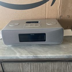 Radio Phone Charger 