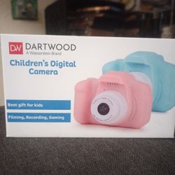 Dartwood Children's Digital Camera. (Check The Desk)
