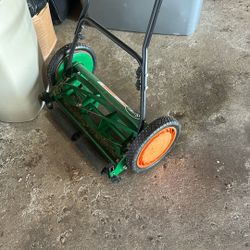 Scotts Deluxe 18” Grass Walk Push Lawn Mower