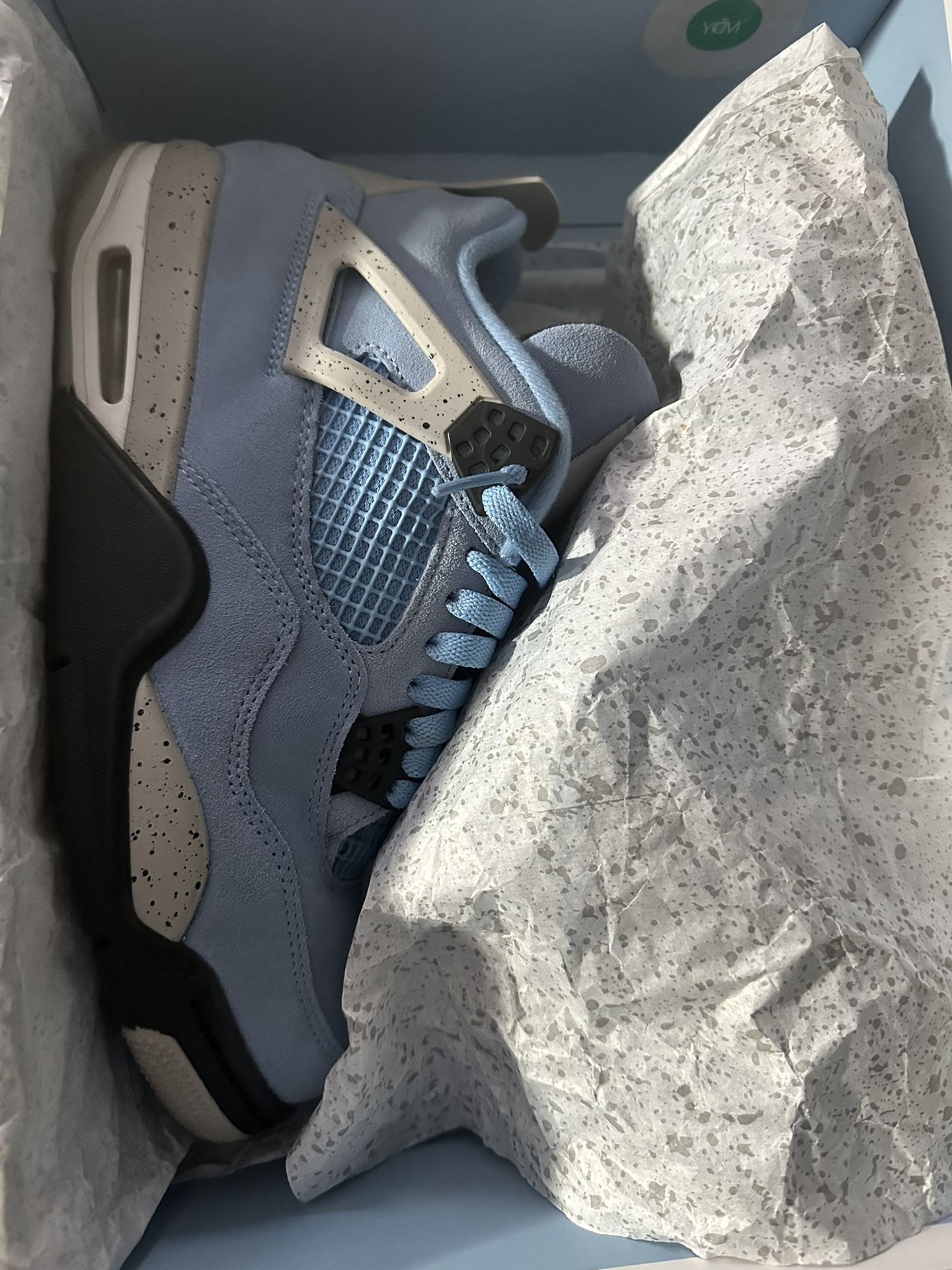 Air Jordan 4 “ University Blue” Retro 