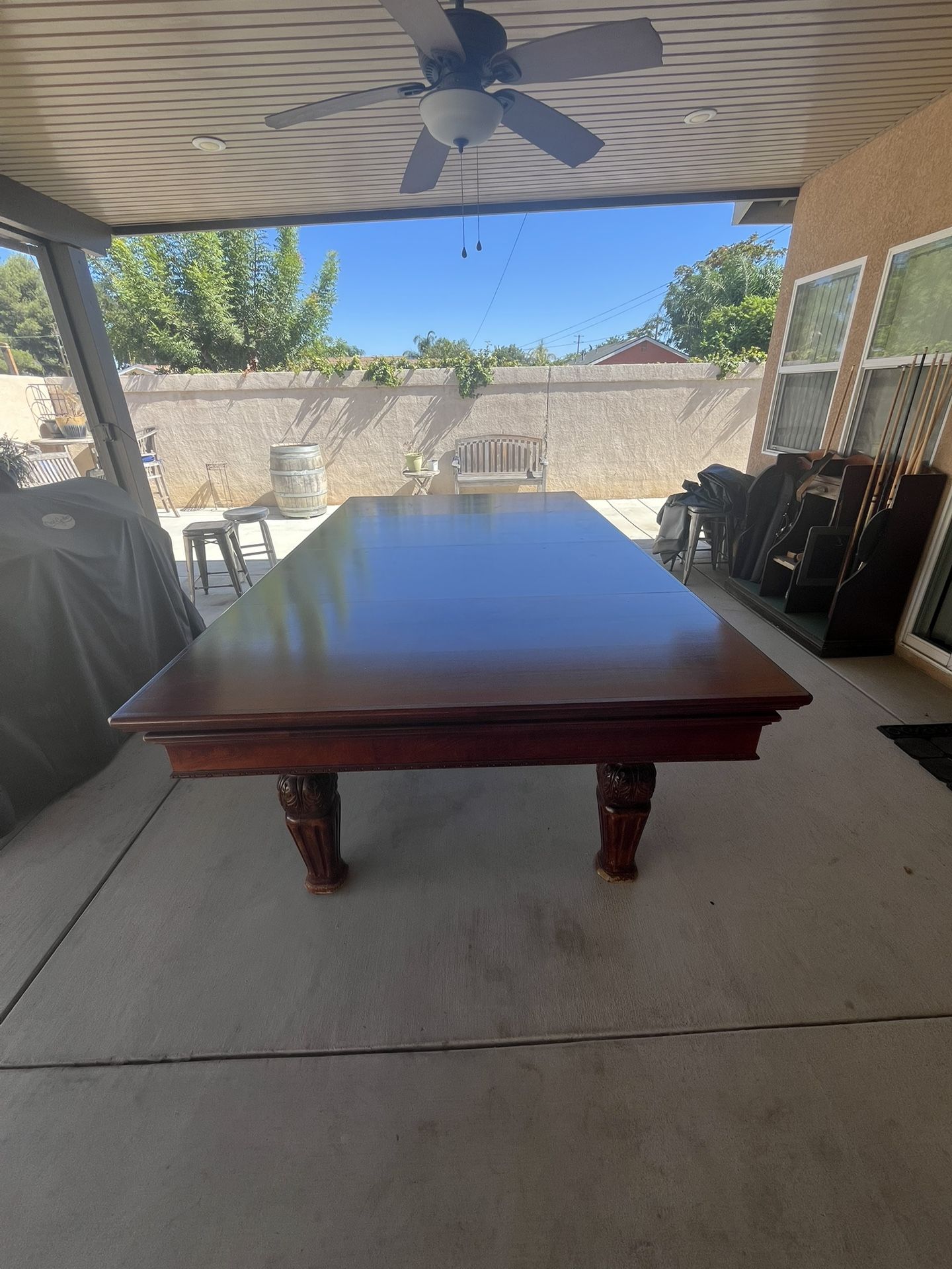 Pool table