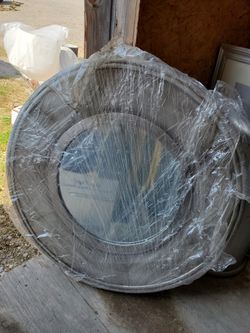 Round Mirror