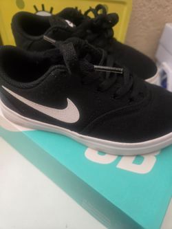 Nike SB 11C