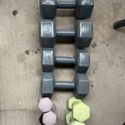 🏋️‍♂️ Complete Dumbbell Set – Excellent Condition 🏋️‍♀️