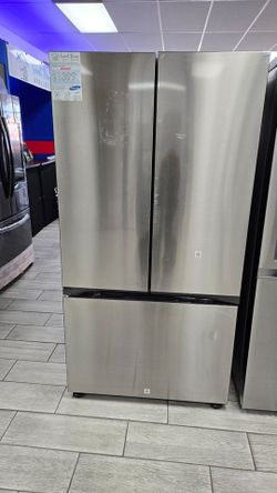 Bespoke 30 cu. ft. 3-Door French Door Smart Refrigerator with Beverage Center in Stainless Steel