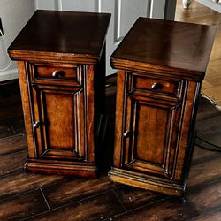 Beautiful Wood End/Side Tables Cabinets Drawers Power USB 