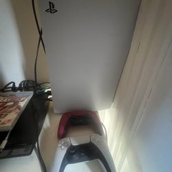 PS5 With 2 Controllers