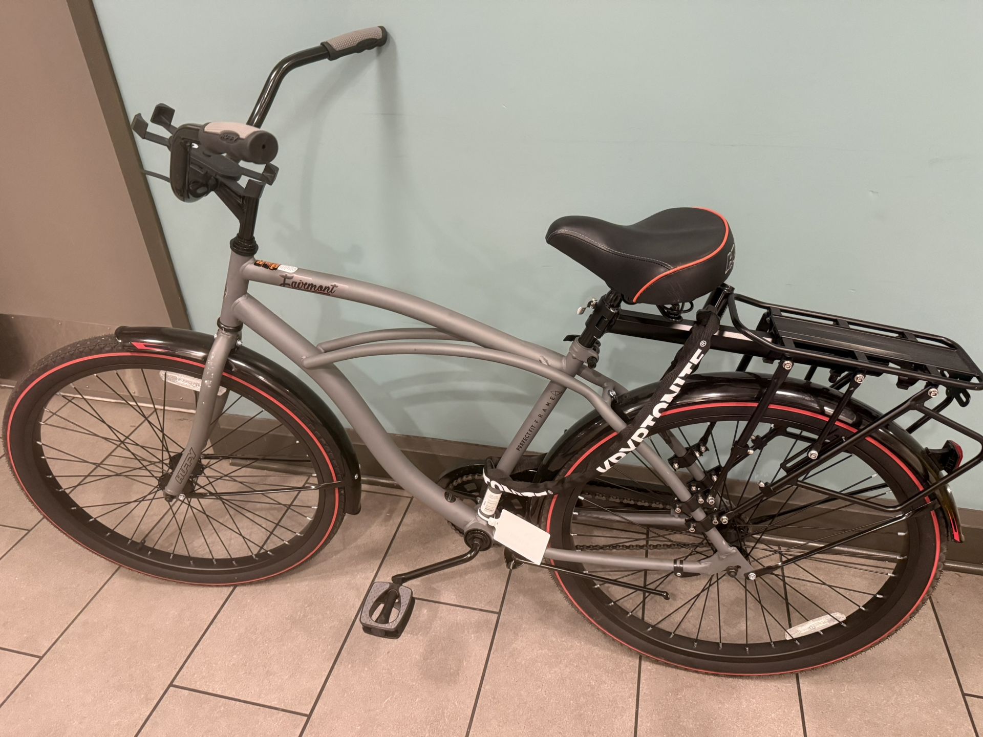 HUFFY CRUISER BIKE / Price Open For Negotiation 