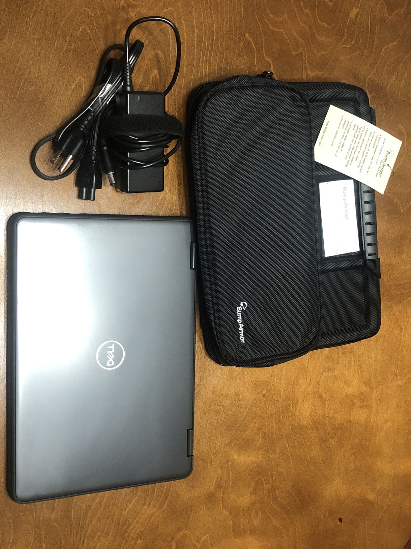 (LIKE NEW) Dell Latitude 3190 2-in-1