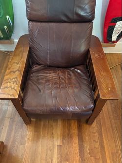 Leather recliner