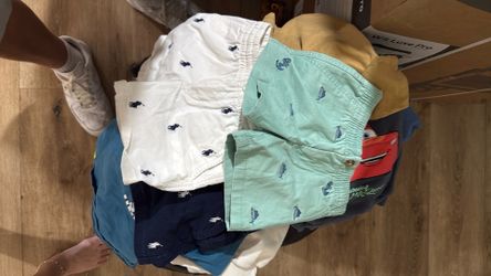 2T clothes toddler (entire bag) toda la bolsa de ropa