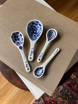 HandPainted Ceramic Measuring Spoons Set ( firm on price )