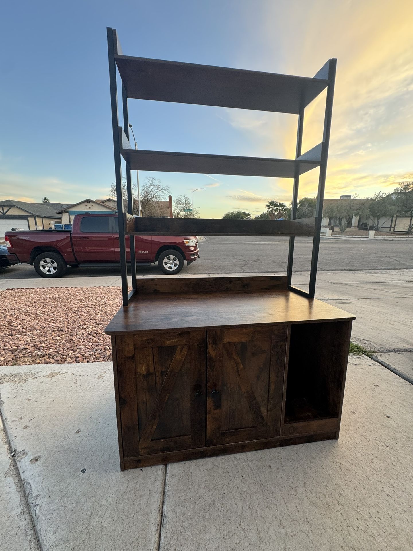 Kitty Litter Cabinet 