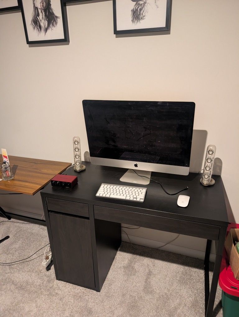 Small Desk
