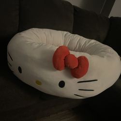 Hello Kitty New Dog Bed 