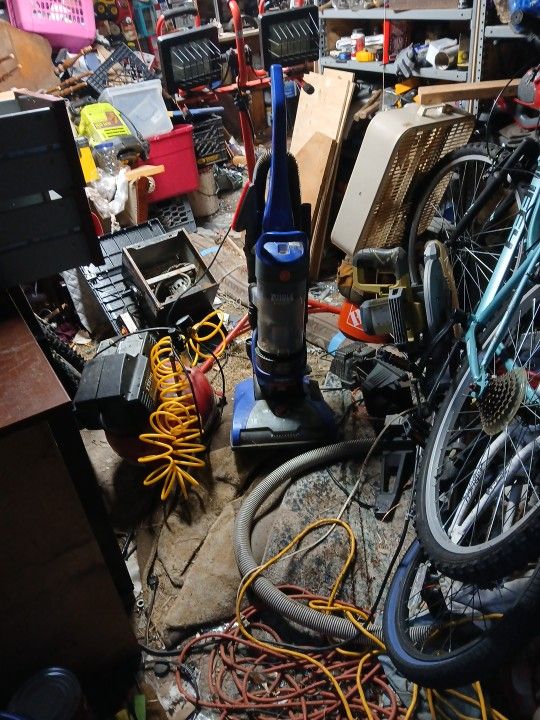 Hoover Upright Allergen Whole House Vacuum