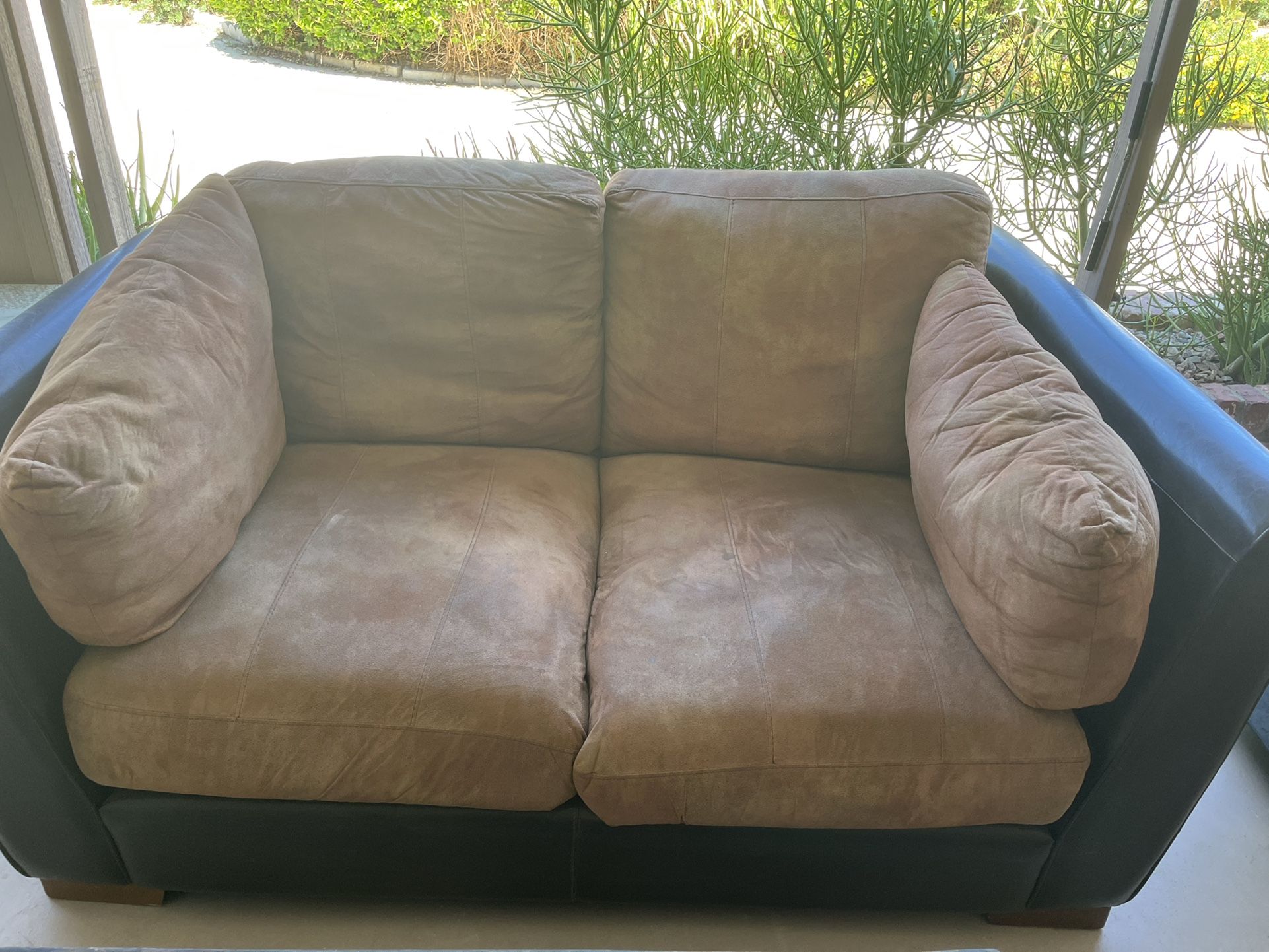 Complete Sofa Set For Sale