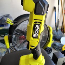 RYOBI
ONE+ HP 18V Brushless Cordless Oscillating Multi-Tool/TOOL ONLY 