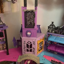 Monster High Doll House