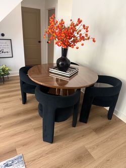 Dining set