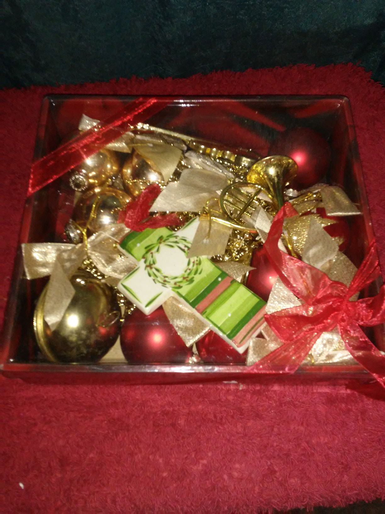 (NEW) Christmas Ornament Set -$10 MPU