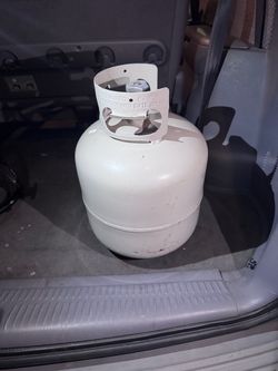 20 lb Propane Tank