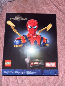Iron Spiderman Lego set