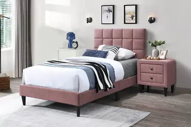 Brand New Pink Twin Bed Frame w Mattress