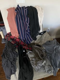Young Women’s 10pc Lot Sz S Madewell, Uniqlo, Mango, Calvin Klein….