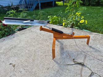 Field and stream claybird launcher