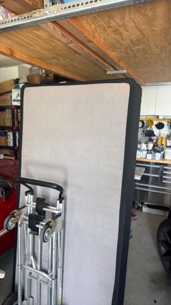 Twin ( Single ) Box Spring.