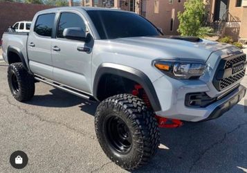 WHEELS, LIFTS, TIRES SPECIALS & COMBOS FINANCE AVAILABLE