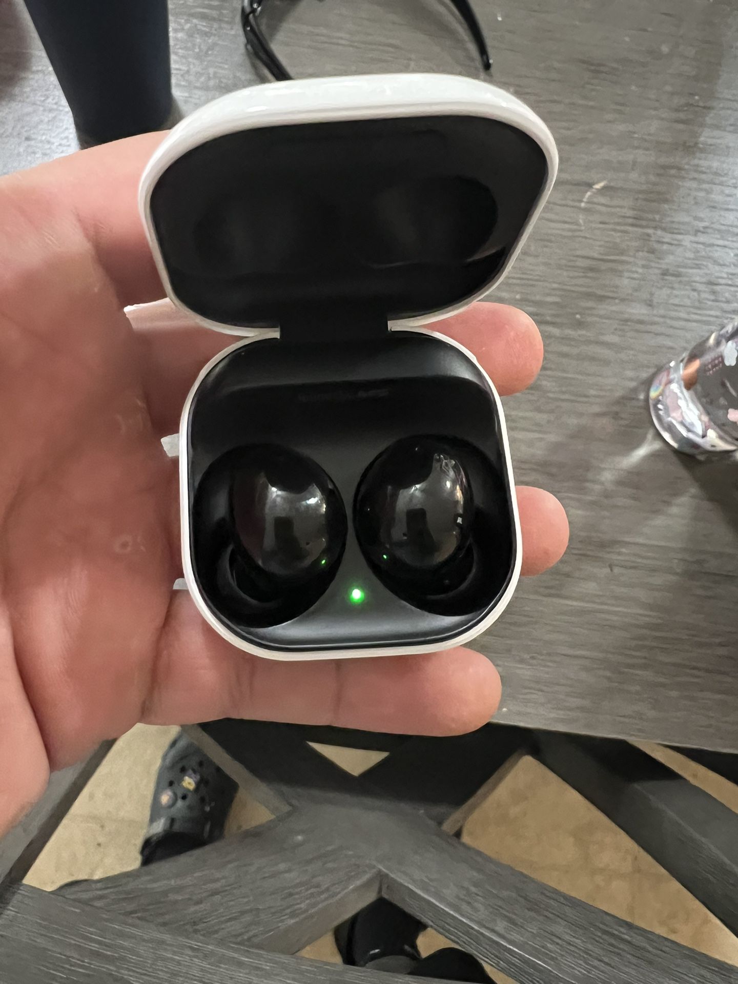 Samsung Galaxy Buds2 Cell phones & Accessories