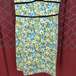 Woman's Floral Print Summer Dress Nwot Size 12 Knee Length 