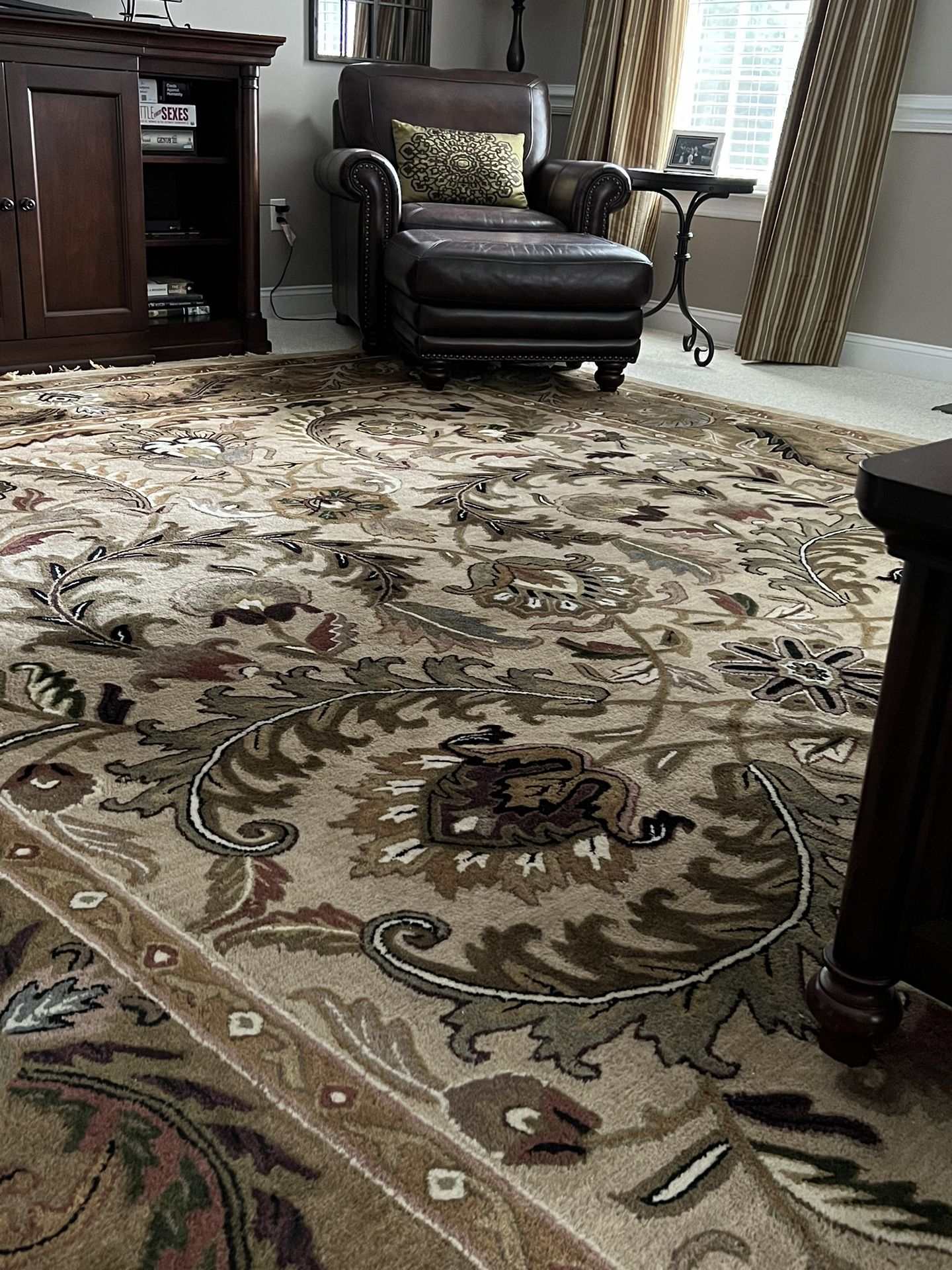 Gorgeous Handmade 11’5” x 16’10” Jaunty Area Rug