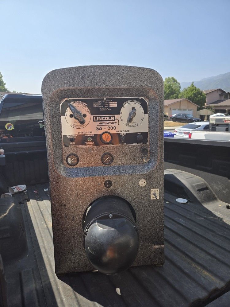 Lincoln Electric Sa200 DC Welder