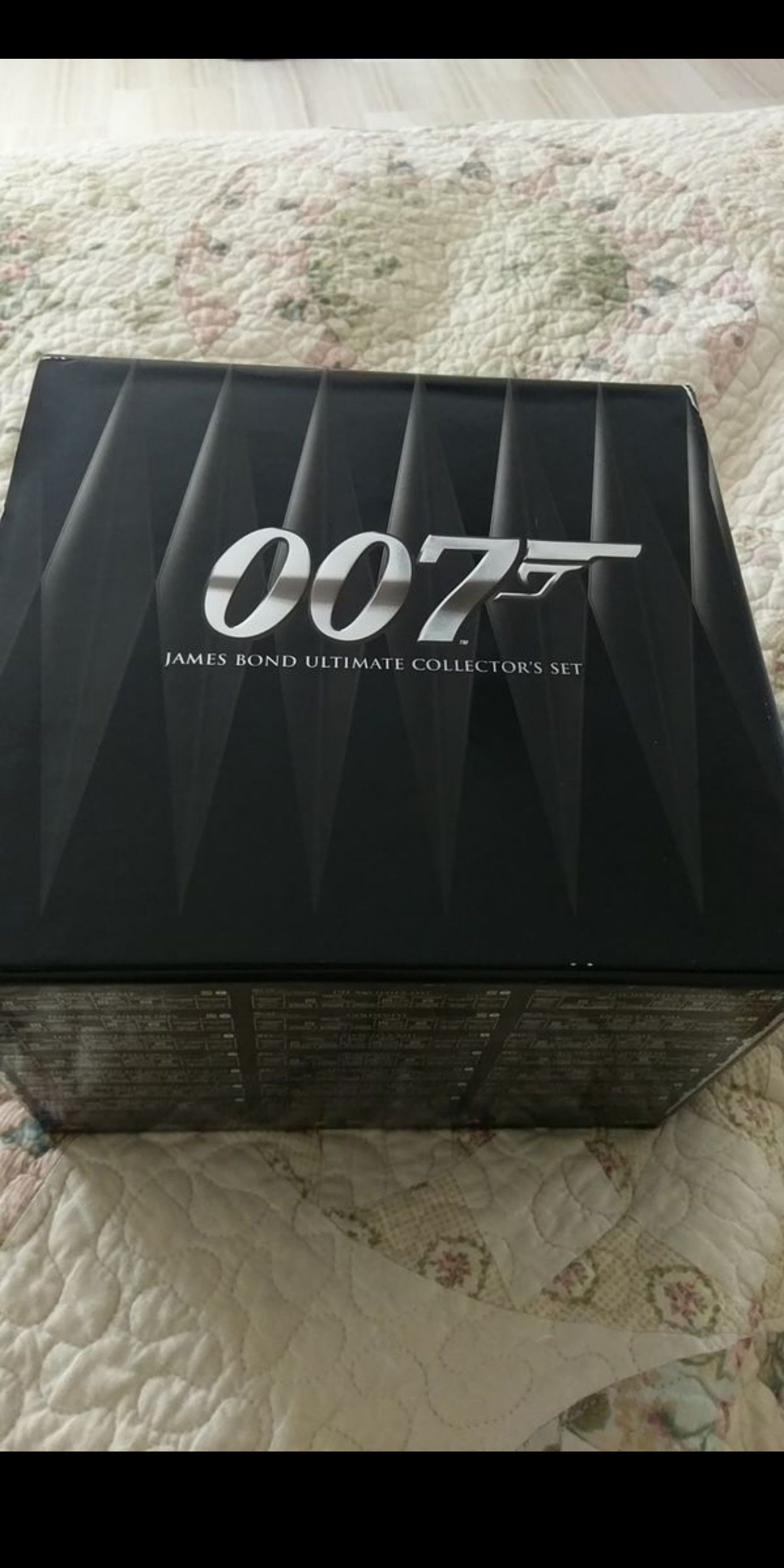 James Bond 007 ultimate collector's set