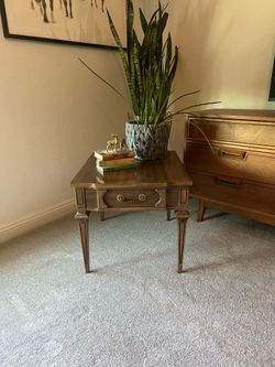 American of Martinsville end table