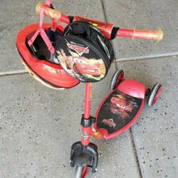 Disney Cars Lightning McQueen Toddler 3 Wheel Scooter With  Matching Helmet