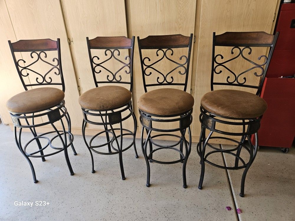 Bar Stools 