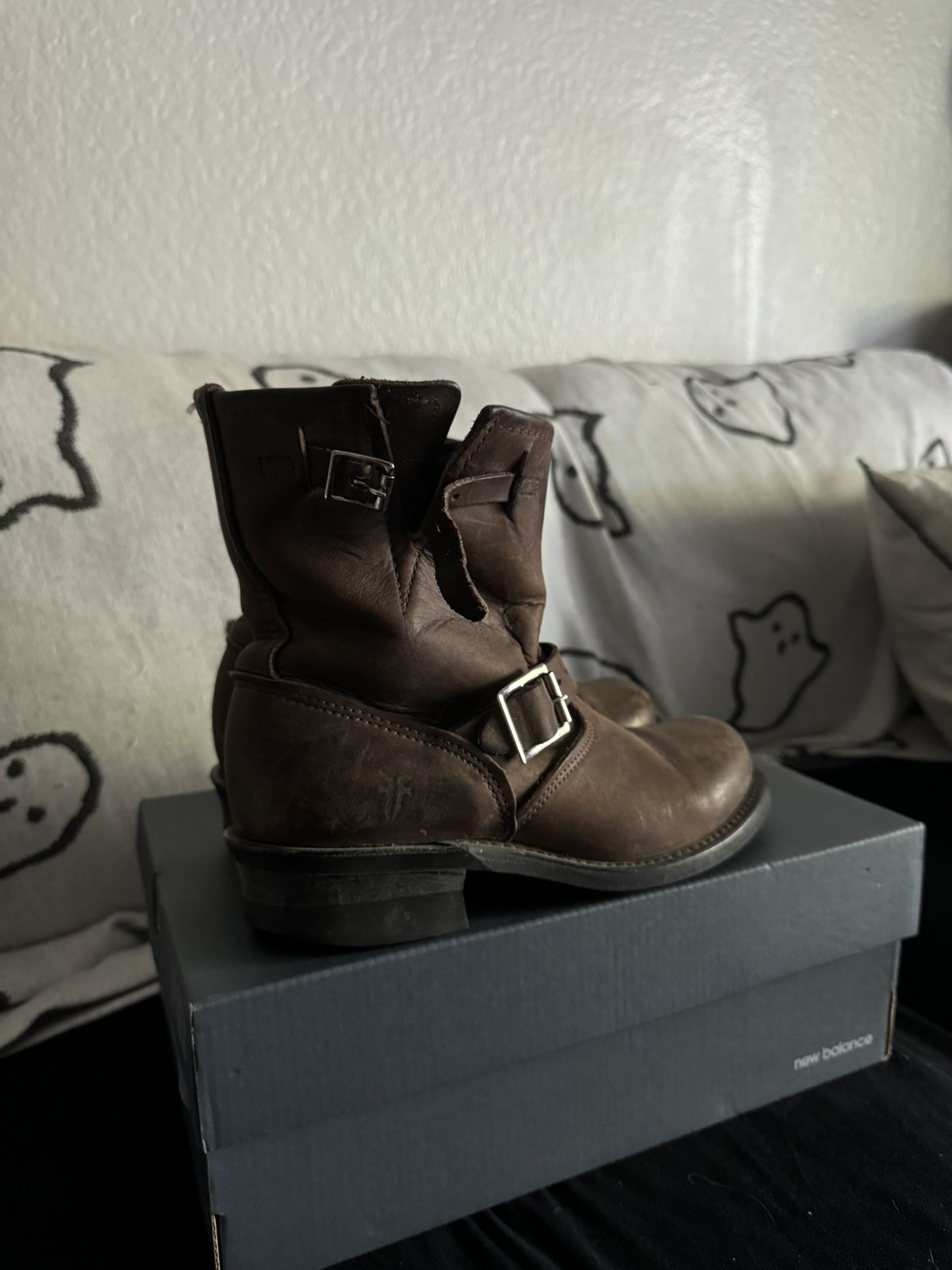 Frye Boots Women’s Size 8