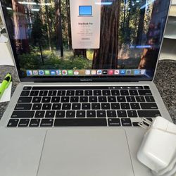 Apple MacBook Pro M2 Chip (A2338)