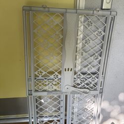 Baby/ Pet Gate 