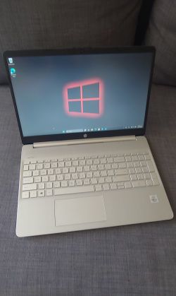 Hp Windows 11 Laptop 15" INTEL CORE i5 256ssd 8gb Ram