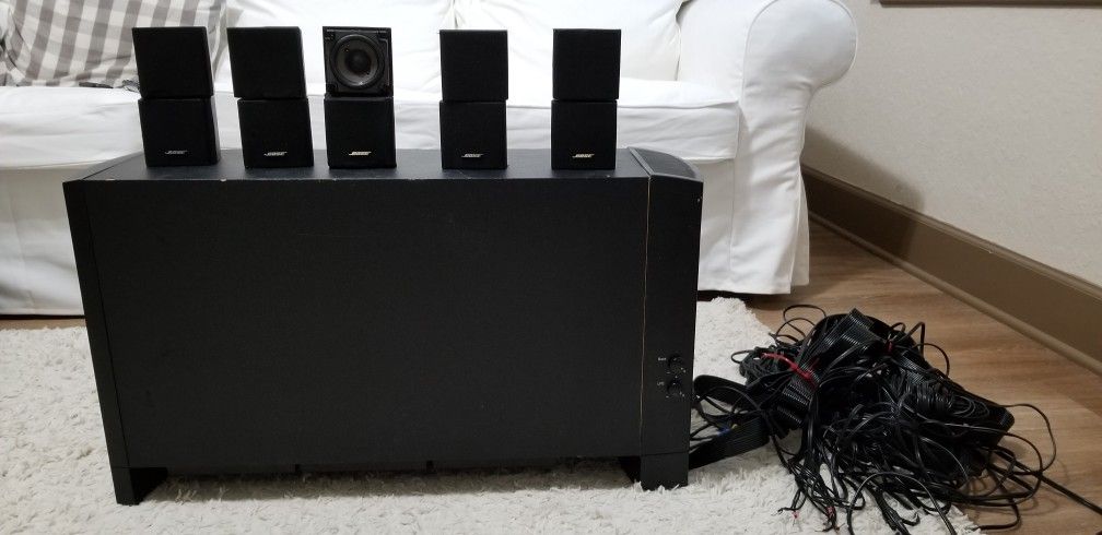 Bose Acoustimass 15 Series II surround sound 5.1 speaker system