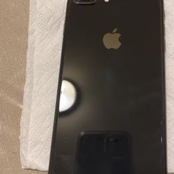 iPhone 8 +