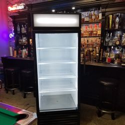 Fridge, Refrigerator, Commercial Display Fridge. 
