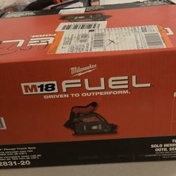 Brand New Milwaukee Plunge Travk Saw, Tool Only