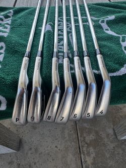 Callaway Apex Pro ‘24 Forged Irons 4-PW - Premium X Stiff Nippon Tour shafts